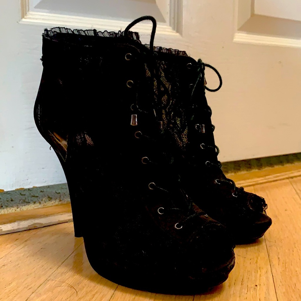 Shoes